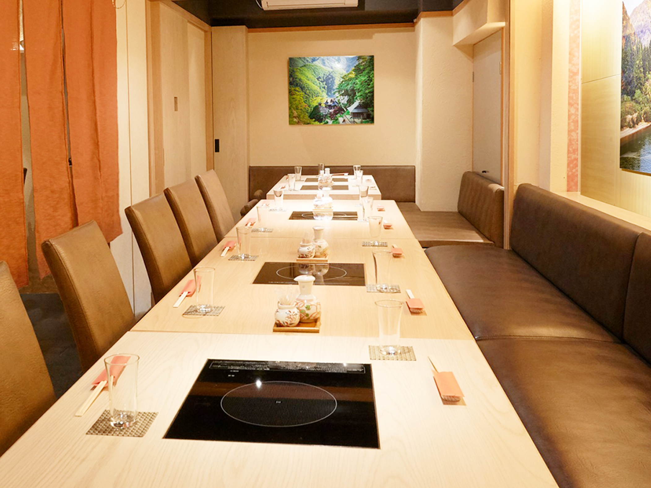 高級感があり、落ち着いた店内