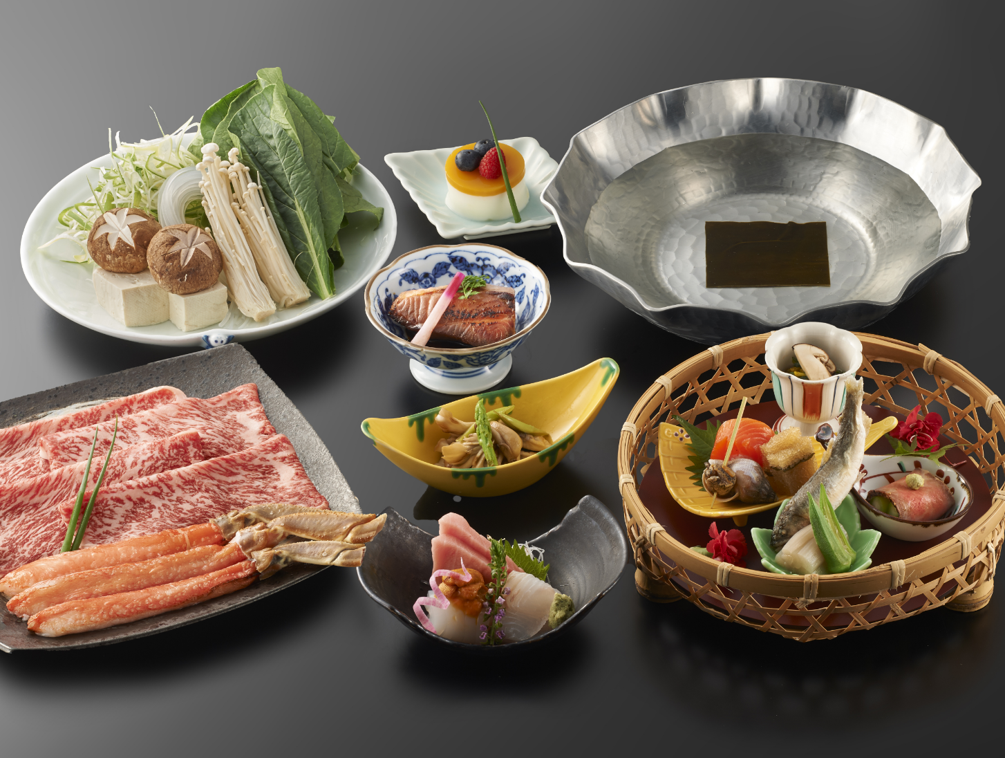 Premium Yonezawa Beef and Snow Crab
Shabu-Shabu Course